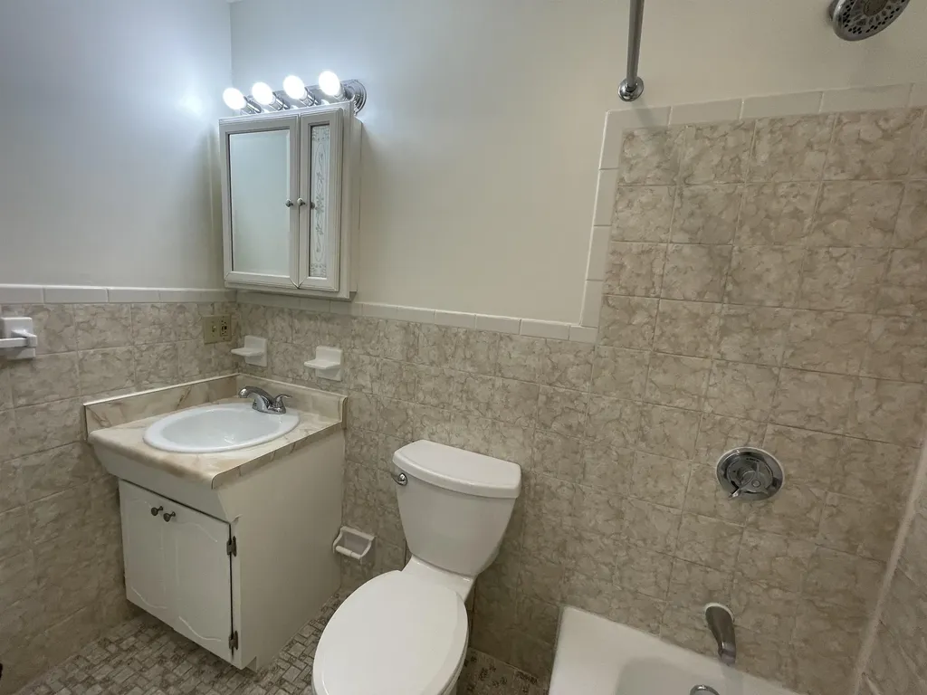 379 Huse Road Manchester NH 03103