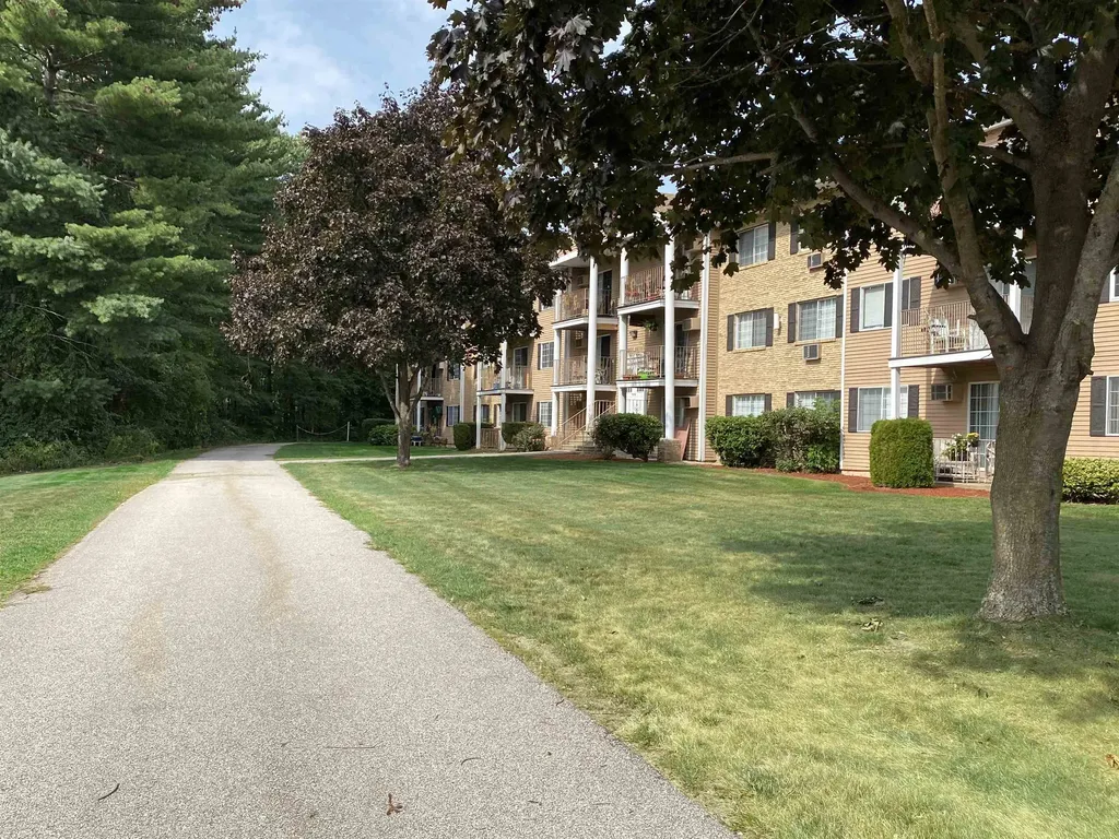 379 Huse Road Manchester NH 03103