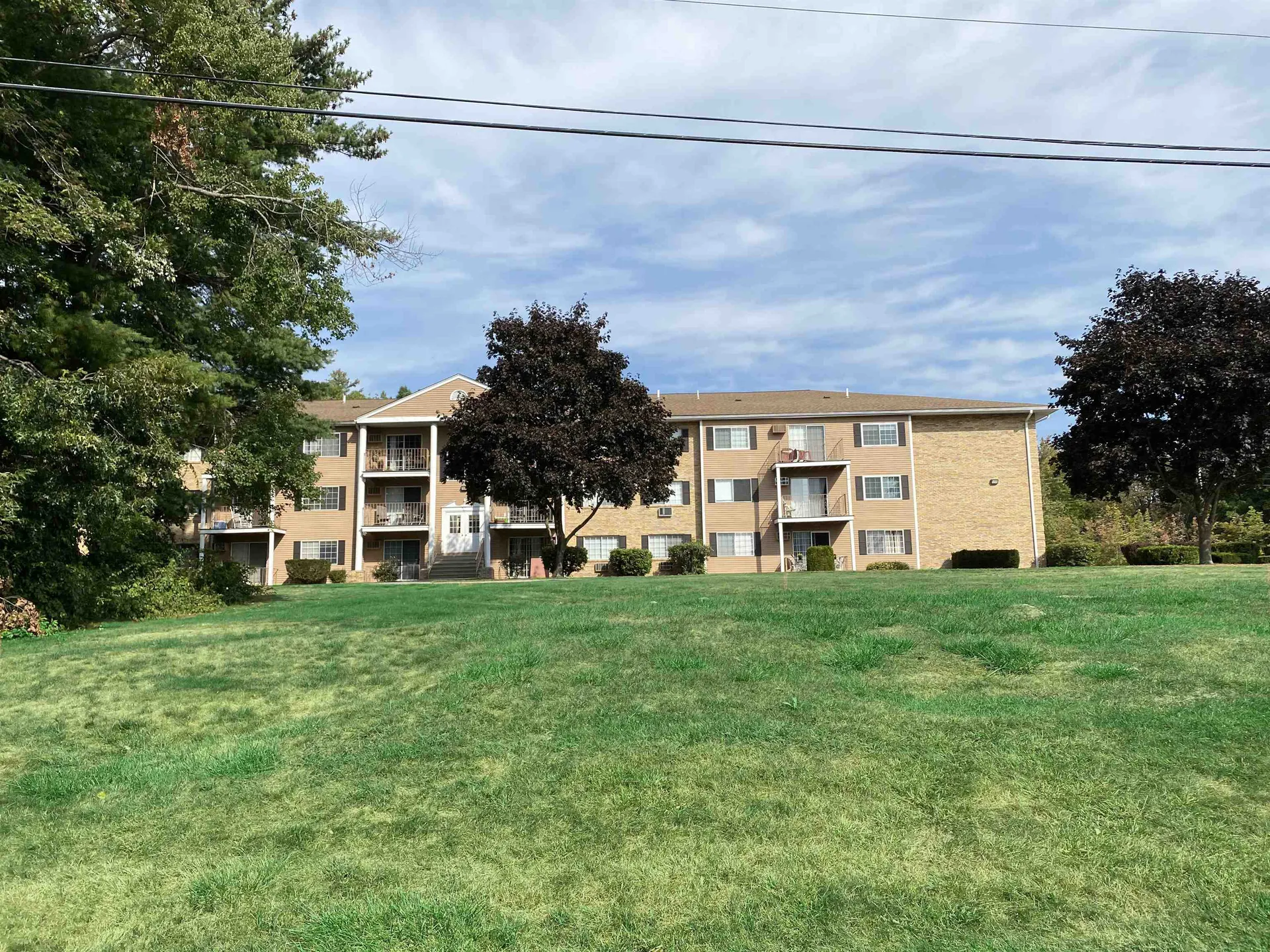 379 Huse Road Manchester NH 03103