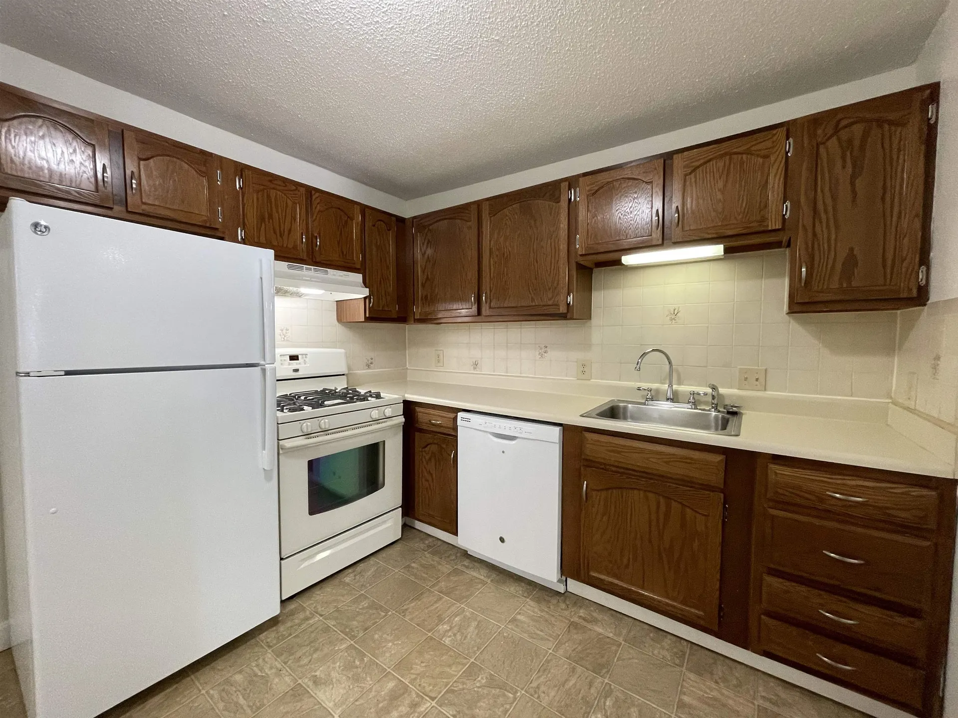 379 Huse Road Manchester NH 03103