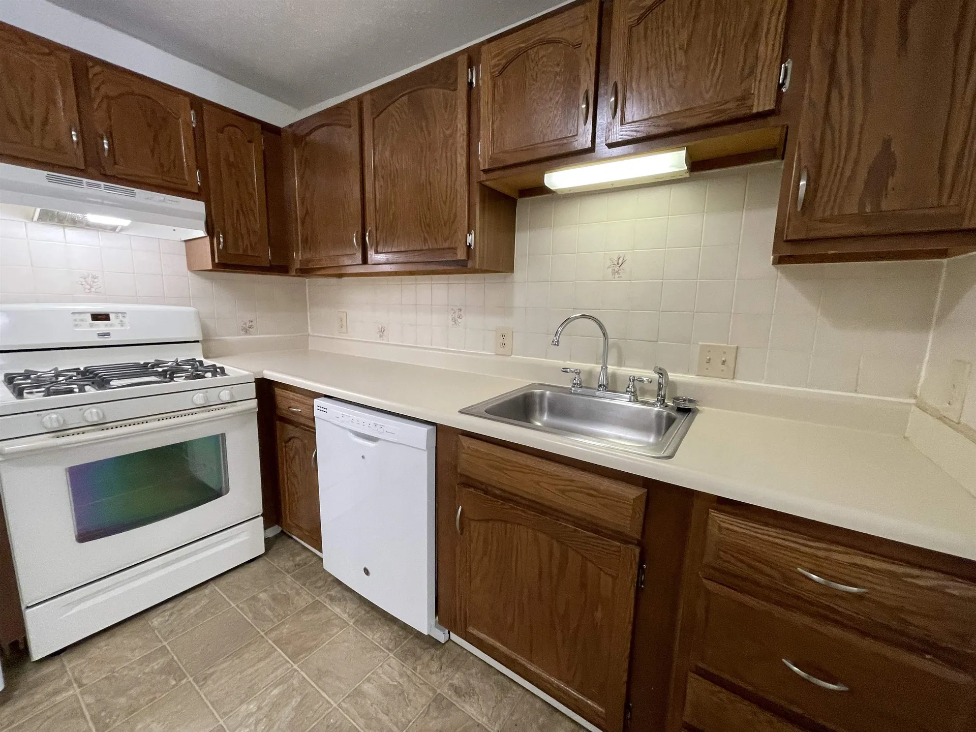 379 Huse Road Manchester NH 03103