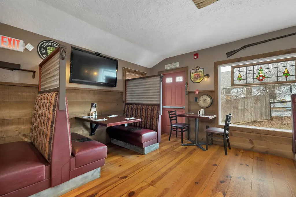 41 Park Street Northfield NH 03276