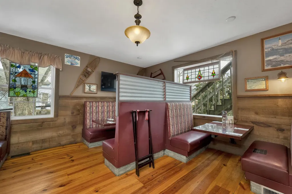41 Park Street Northfield NH 03276