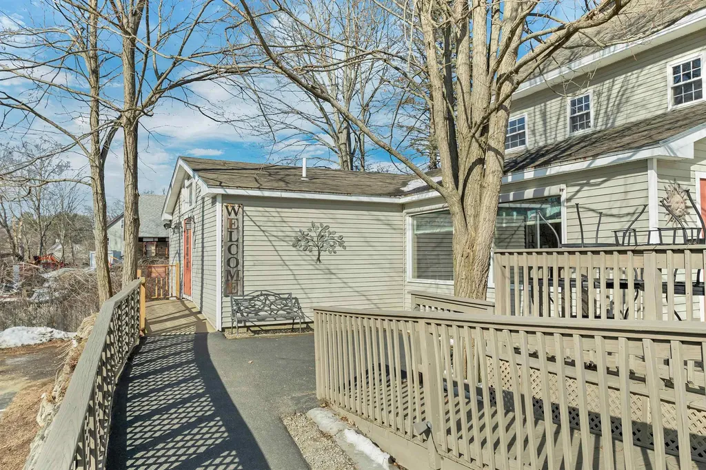 41 Park Street Northfield NH 03276