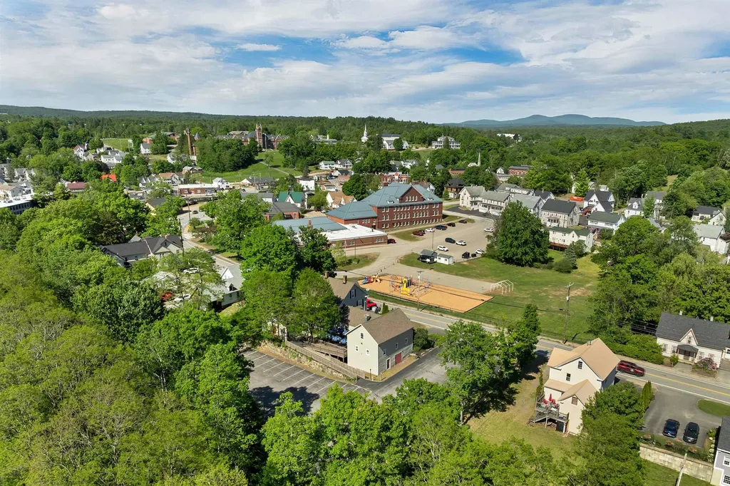 41 Park Street Northfield NH 03276
