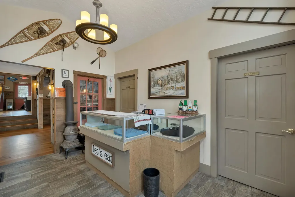 41 Park Street Northfield NH 03276