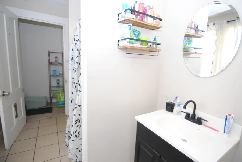 22 Beech Street Nashua NH 03060