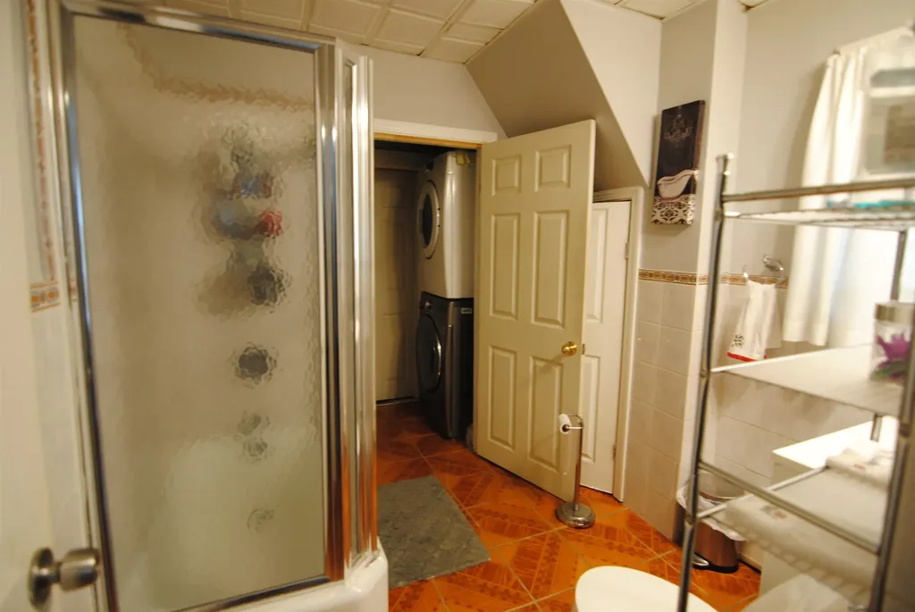 22 Beech Street Nashua NH 03060