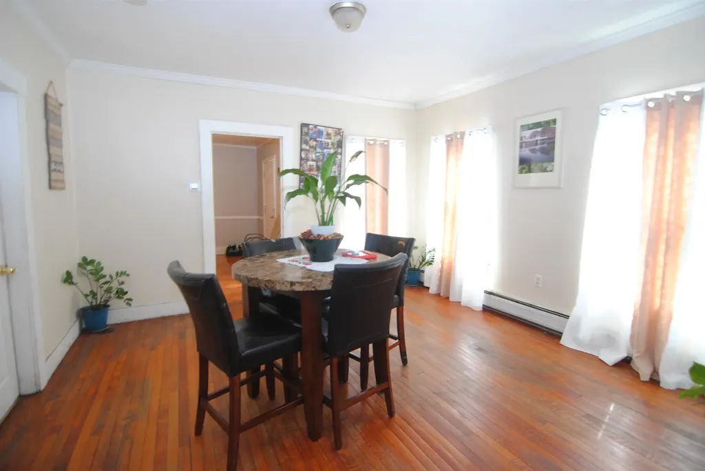 22 Beech Street Nashua NH 03060