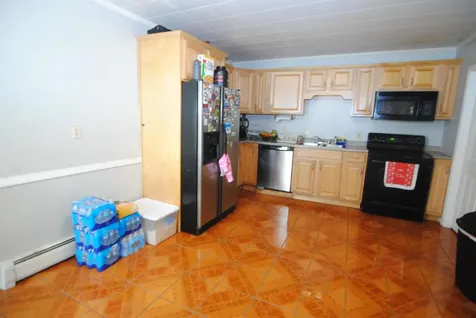 22 Beech Street Nashua NH 03060