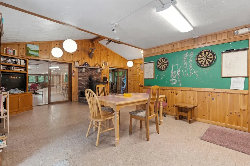 184 Pocahontas Lane Rochester NH 03839
