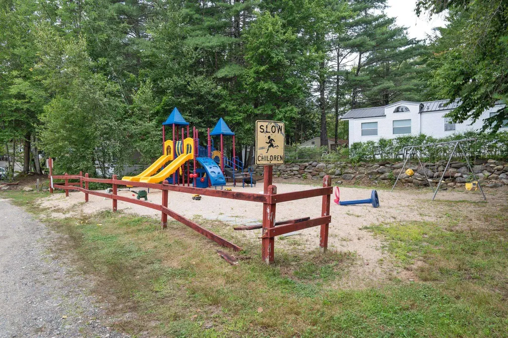 184 Pocahontas Lane Rochester NH 03839