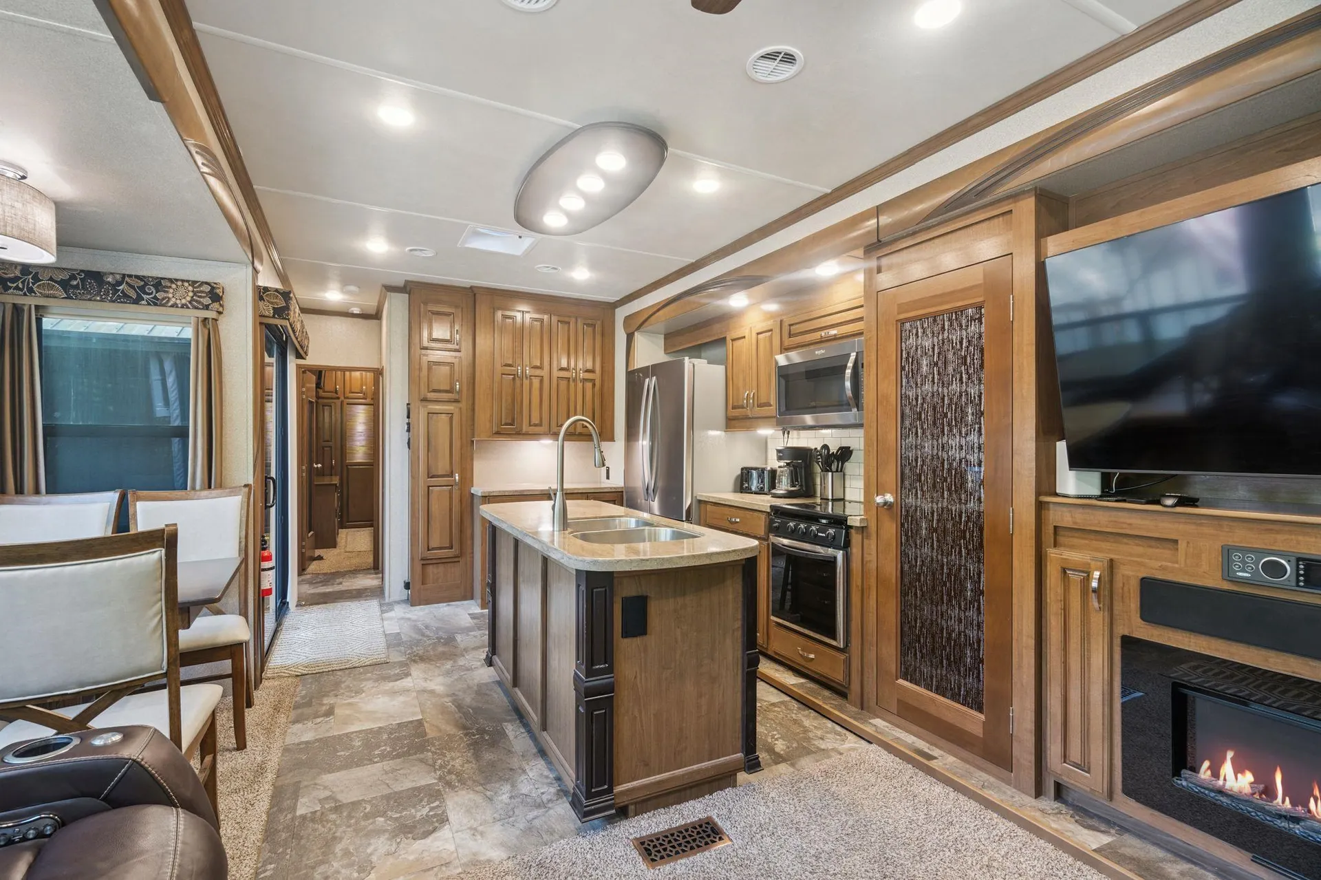 184 Pocahontas Lane Rochester NH 03839