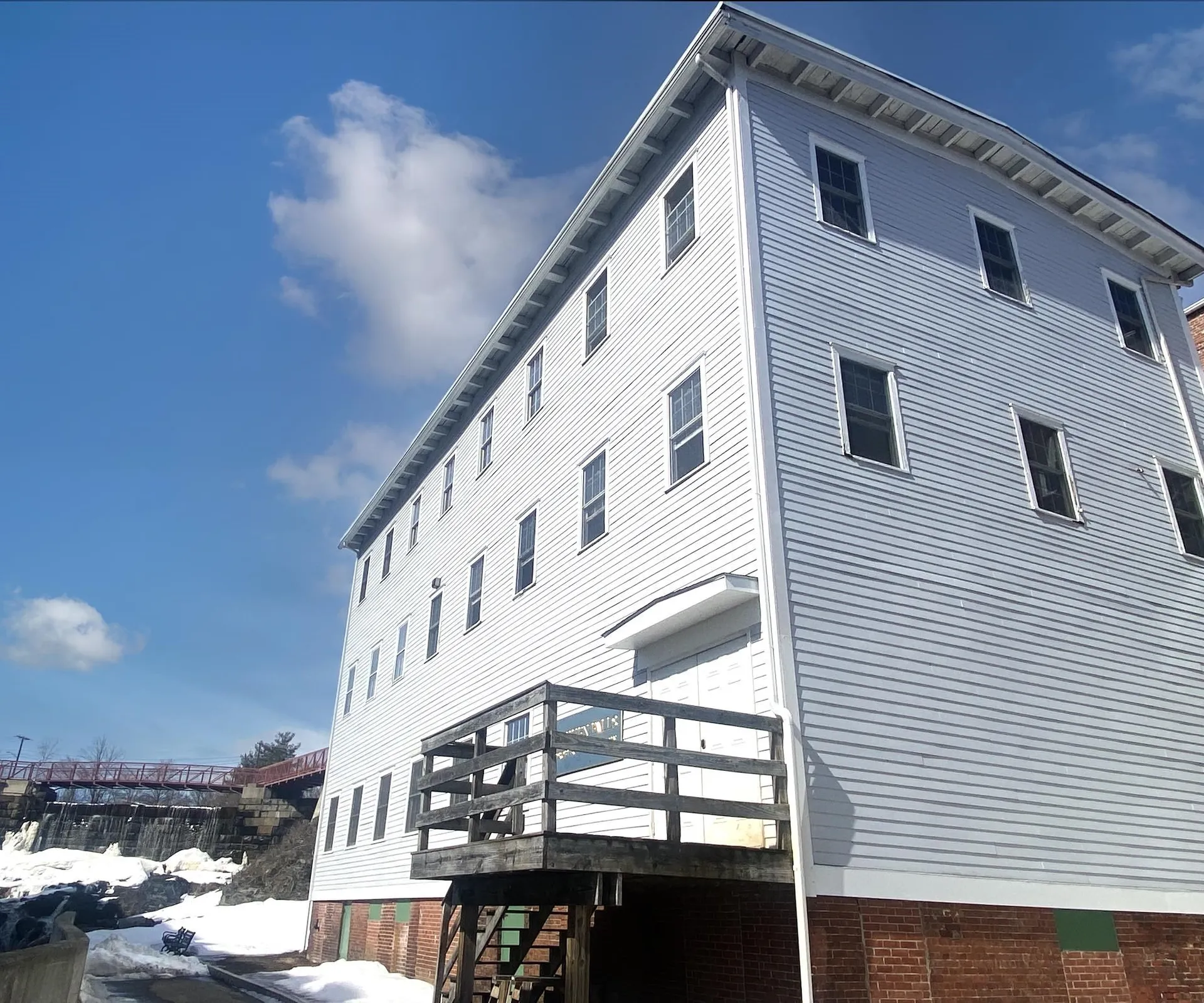 30R Hampshire Street Methuen MA 01844