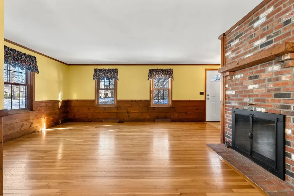30 Josephine Drive Hampton NH 03842