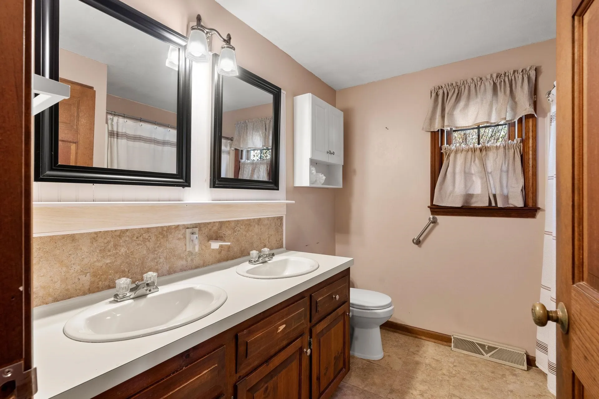 30 Josephine Drive Hampton NH 03842