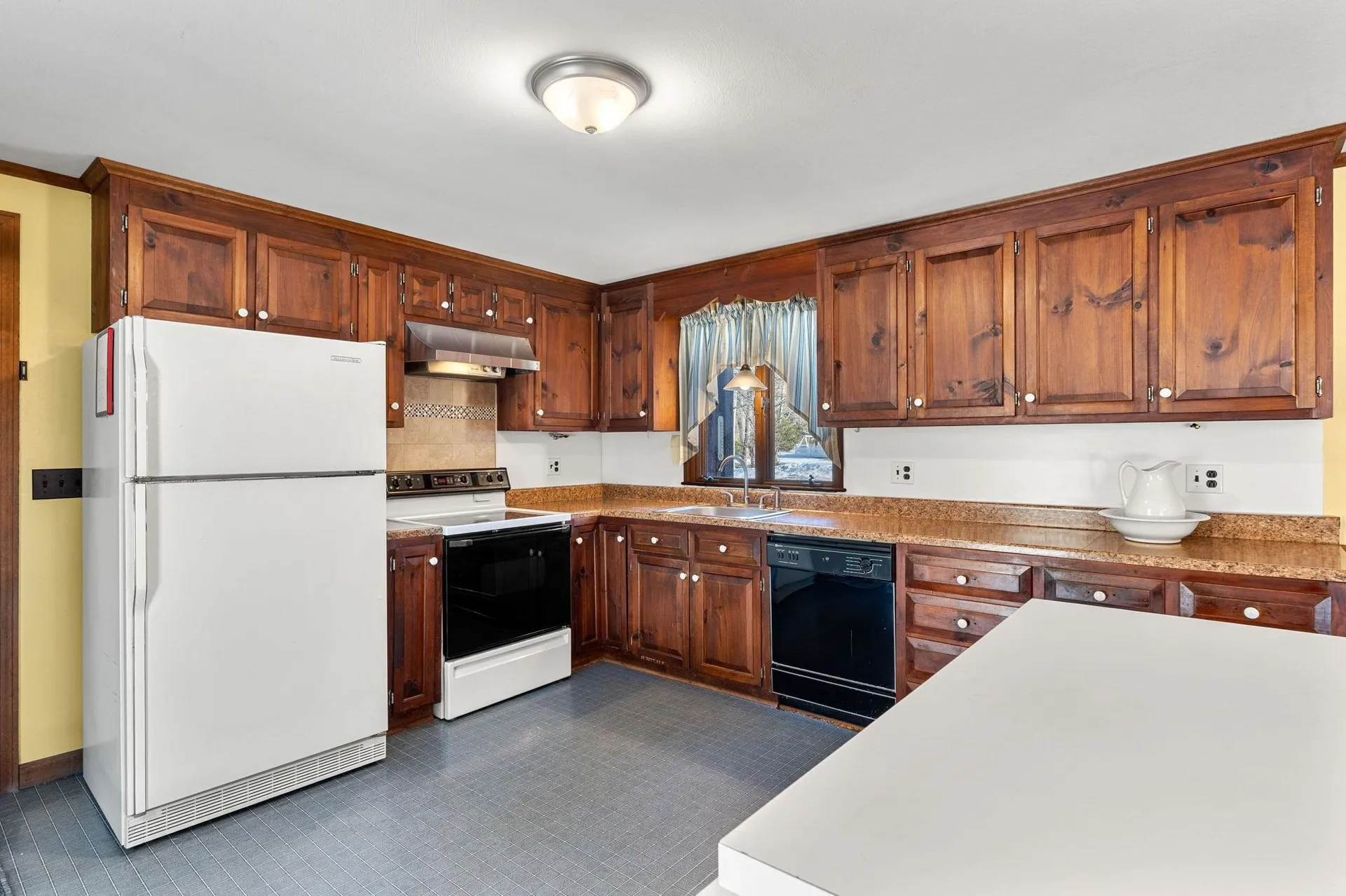 30 Josephine Drive Hampton NH 03842
