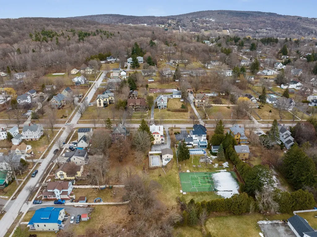 92 High Street St. Albans City VT 05478