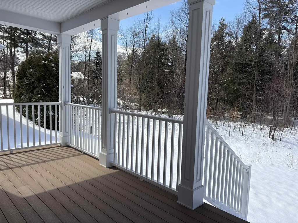 65 Waterlefe Way Colchester VT 05446