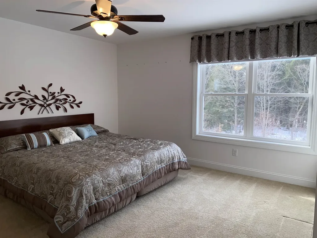 65 Waterlefe Way Colchester VT 05446
