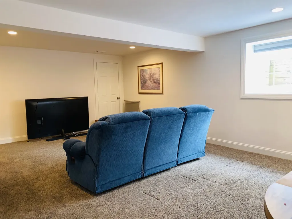 65 Waterlefe Way Colchester VT 05446