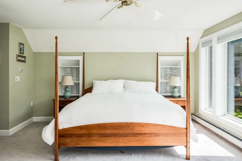 367 Durham Point Road Durham NH 03824