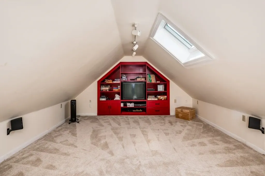 367 Durham Point Road Durham NH 03824