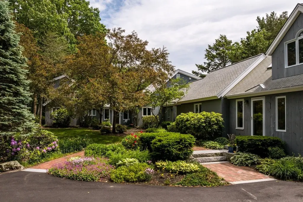 367 Durham Point Road Durham NH 03824