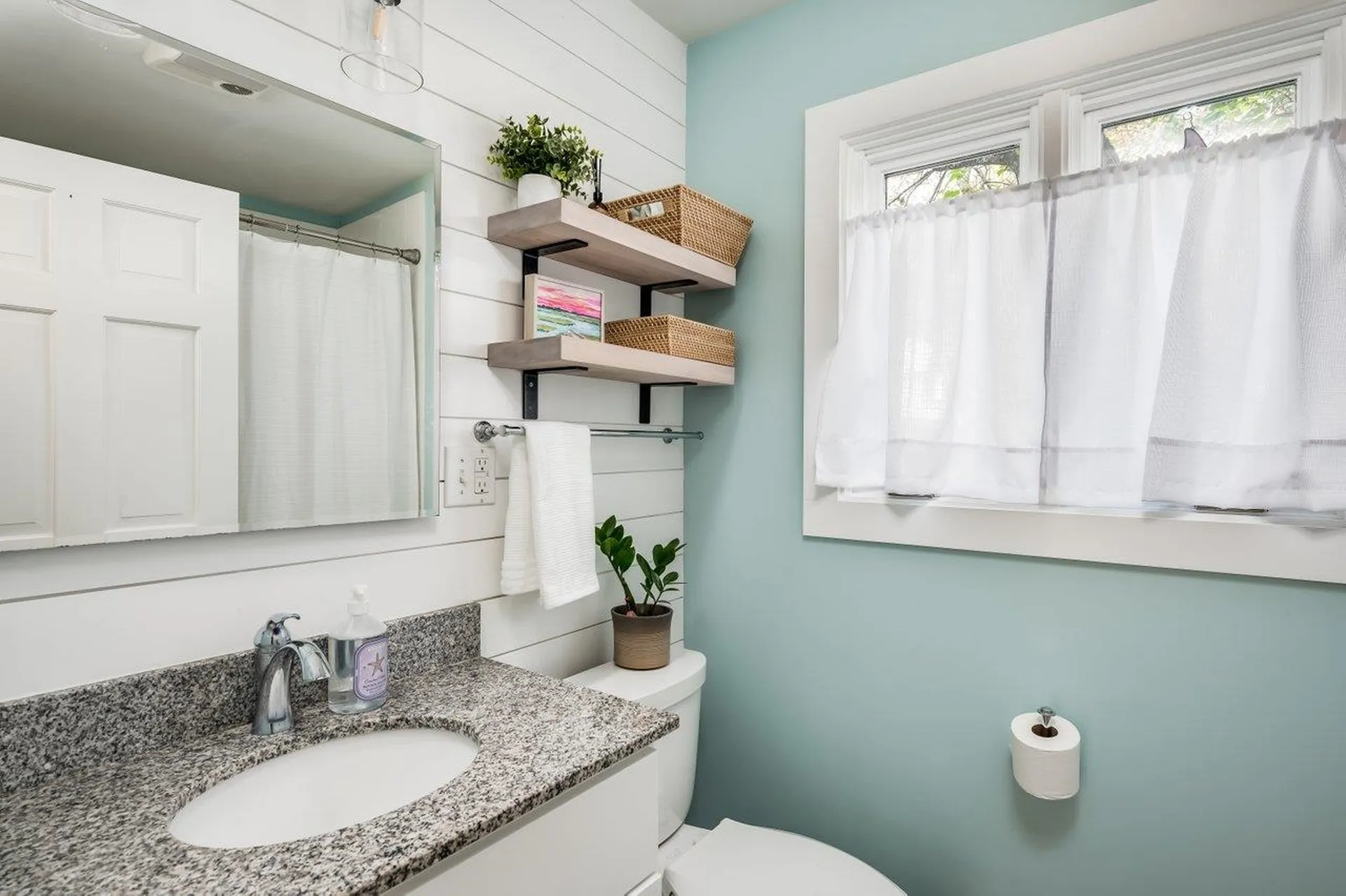 367 Durham Point Road Durham NH 03824