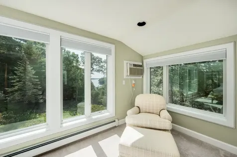 367 Durham Point Road Durham NH 03824