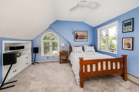 367 Durham Point Road Durham NH 03824