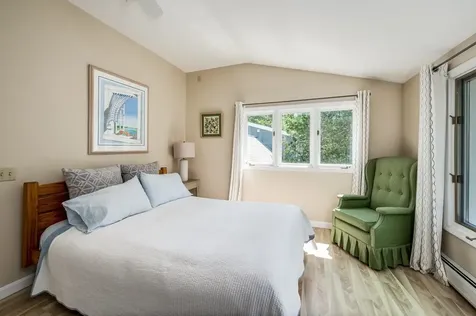 367 Durham Point Road Durham NH 03824