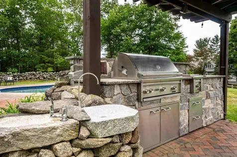 367 Durham Point Road Durham NH 03824