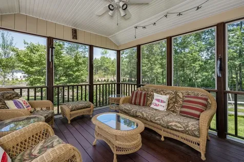 367 Durham Point Road Durham NH 03824