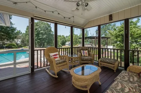 367 Durham Point Road Durham NH 03824