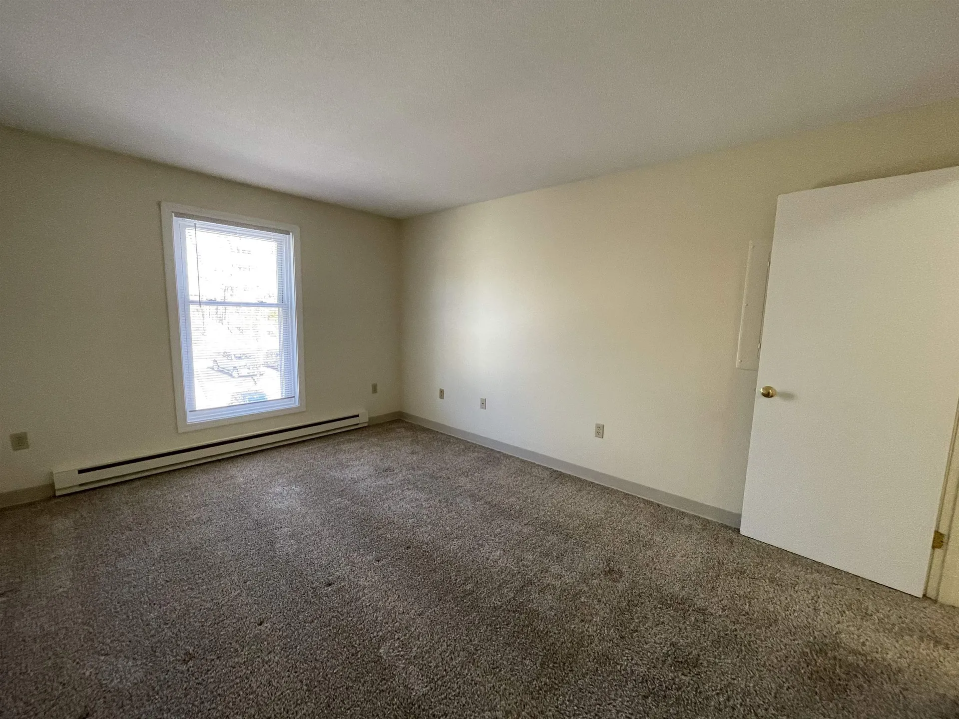 175 Eastern Avenue Manchester NH 03104