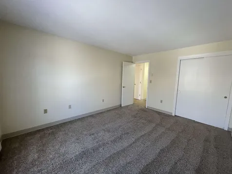 175 Eastern Avenue Manchester NH 03104