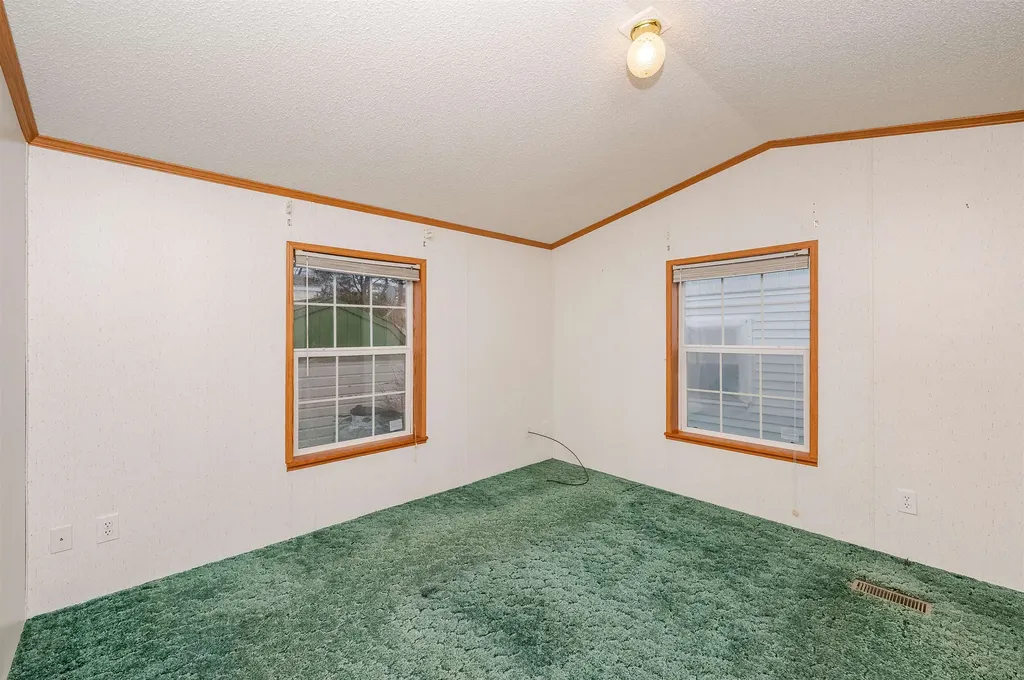 53 Blackberry Place Kittery ME 03904