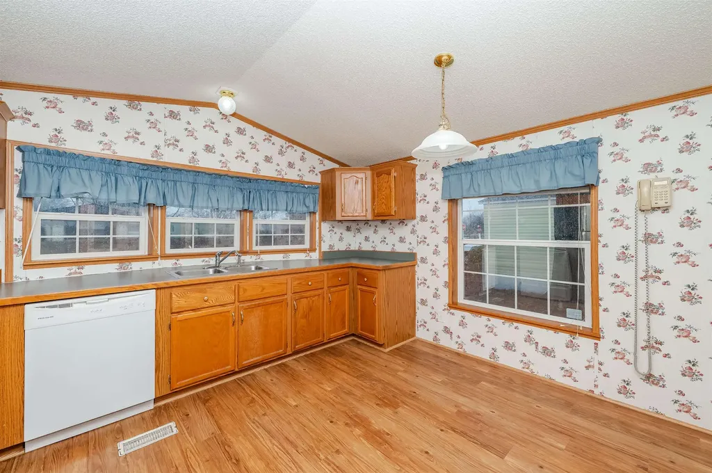53 Blackberry Place Kittery ME 03904