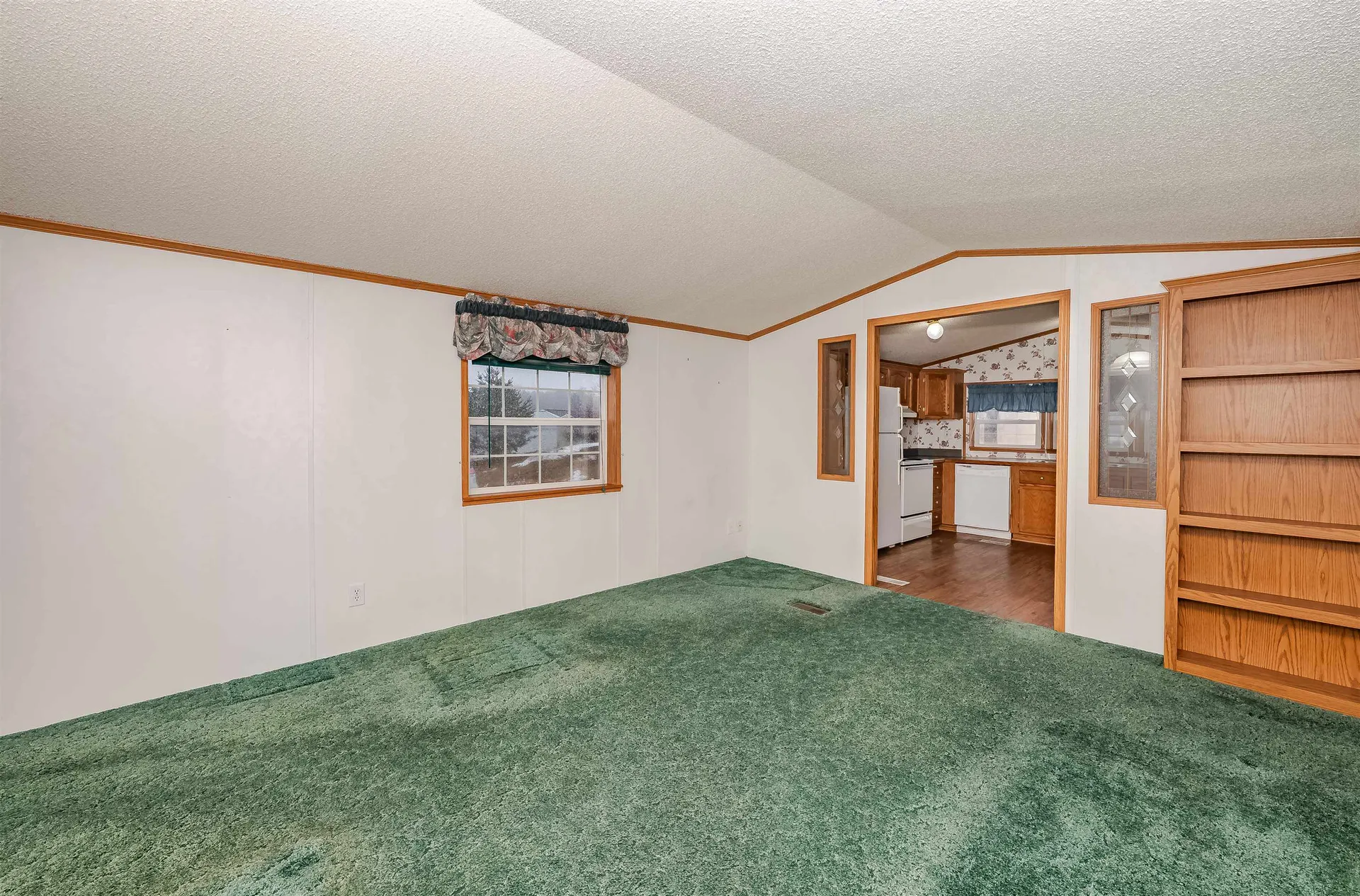 53 Blackberry Place Kittery ME 03904