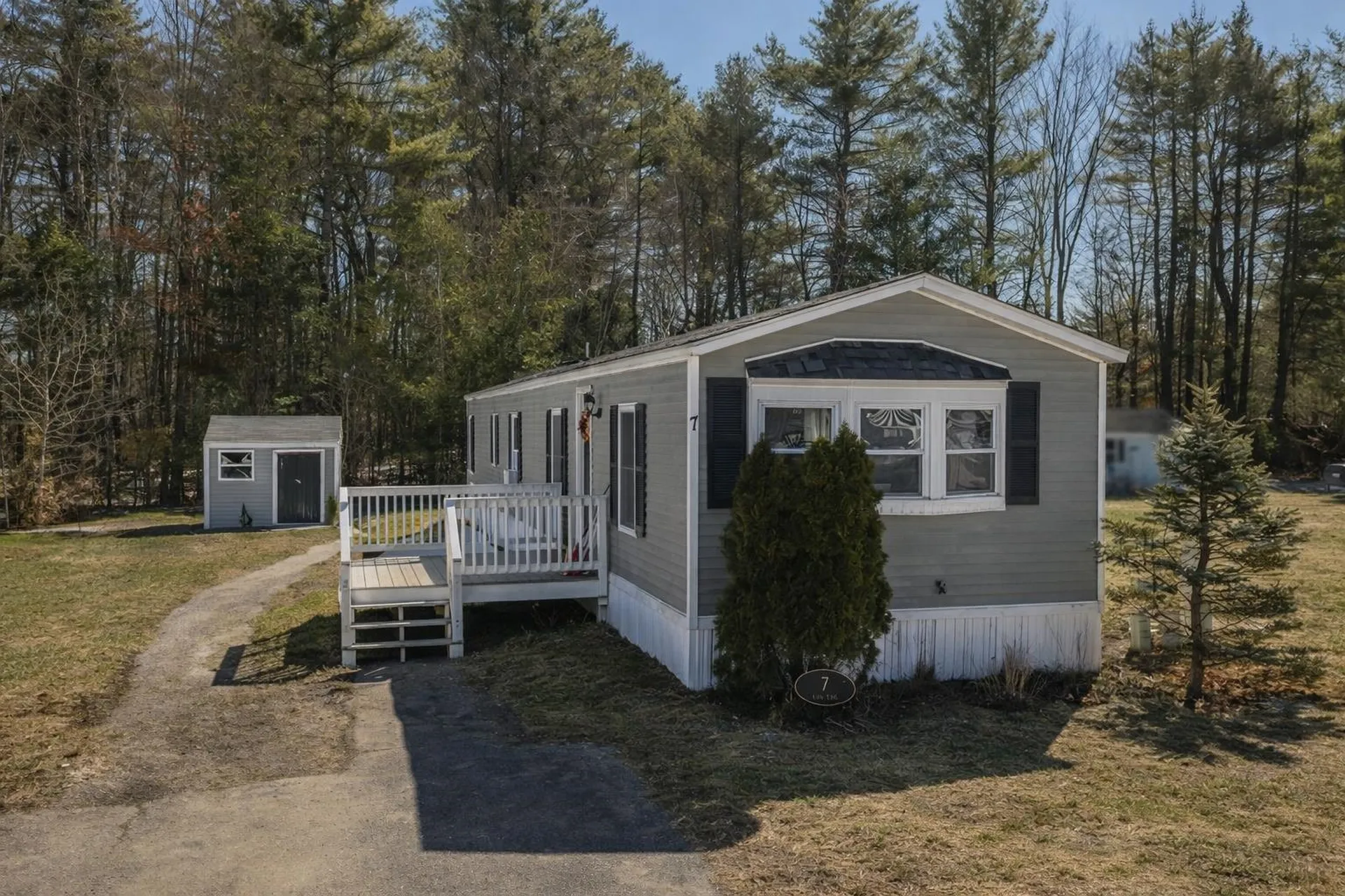 7 Lynn Lane Rochester NH 03867-5157