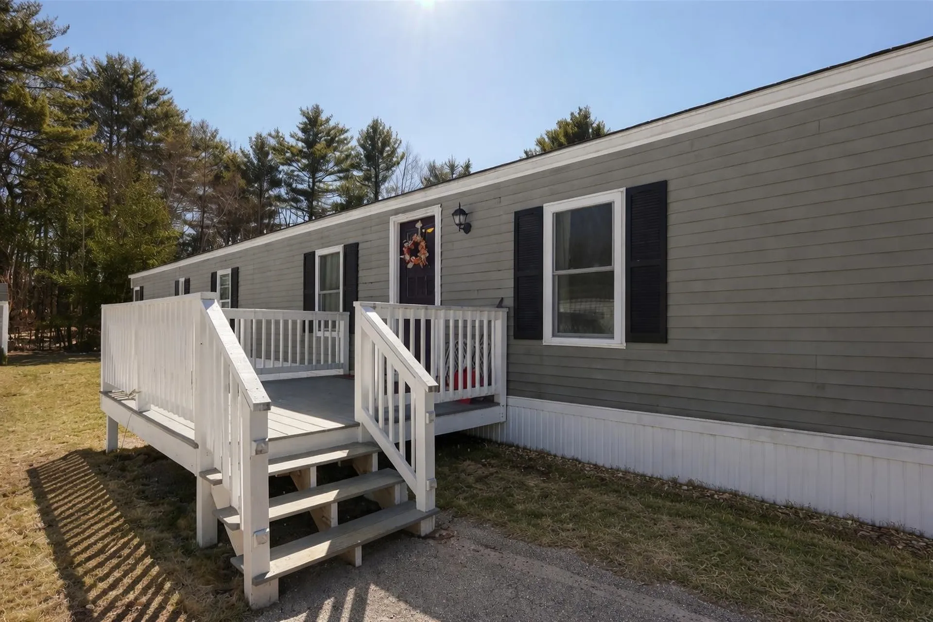 7 Lynn Lane Rochester NH 03867-5157