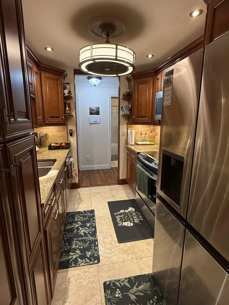 5 Silvestri Circle Derry NH 03038