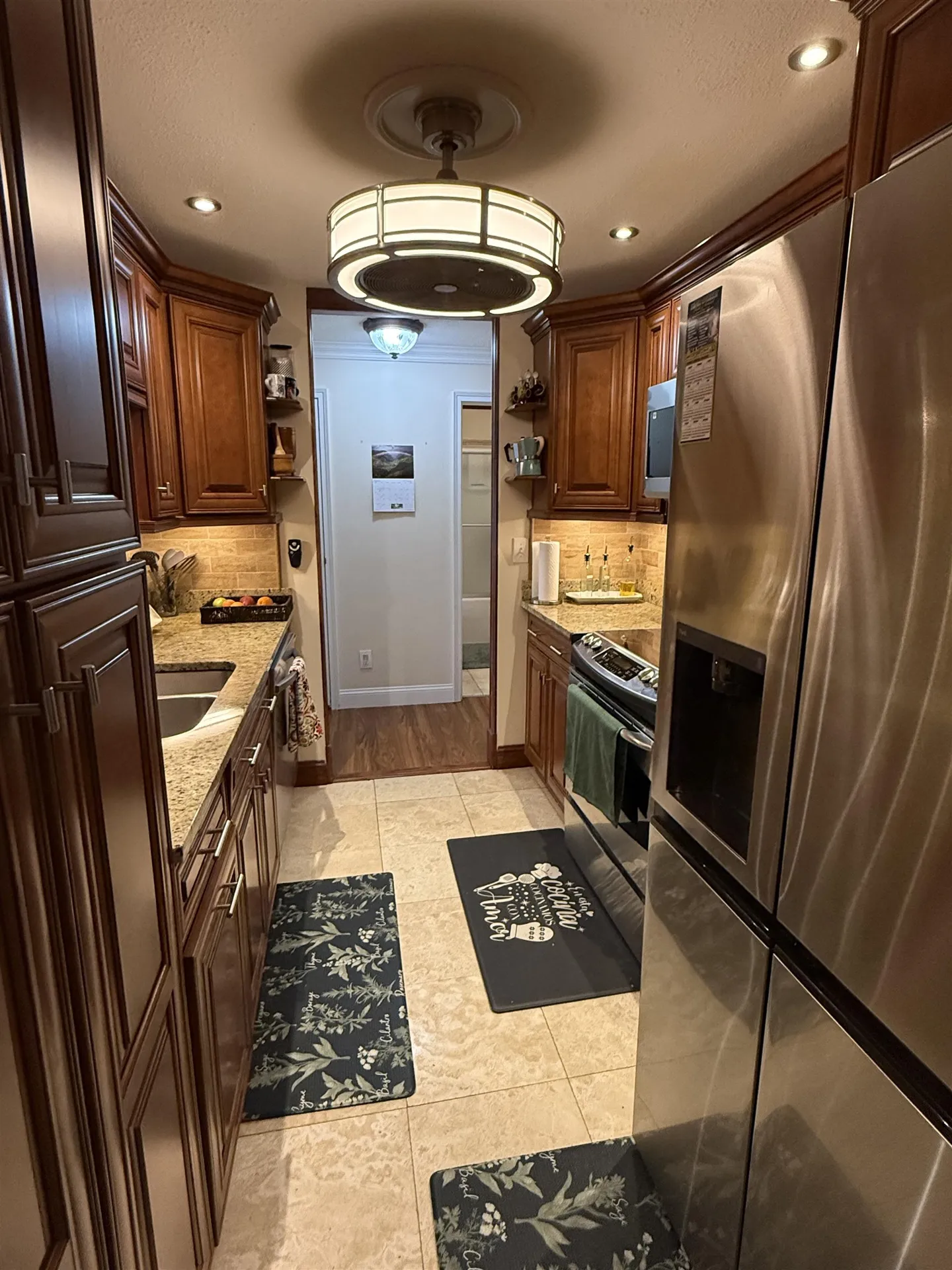 5 Silvestri Circle Derry NH 03038