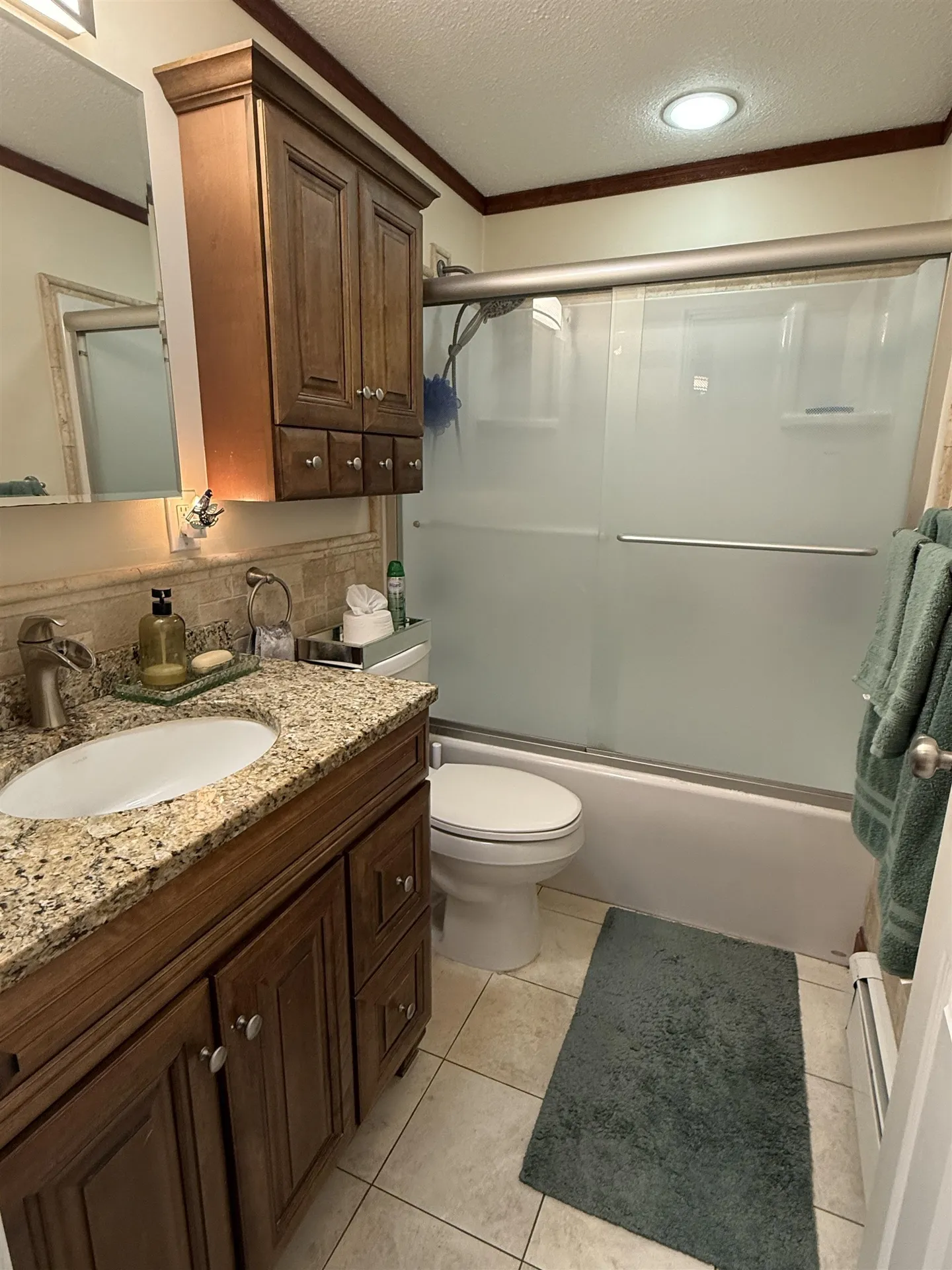 5 Silvestri Circle Derry NH 03038