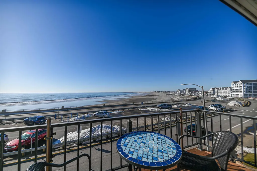 407 Ocean Boulevard Hampton NH 03842