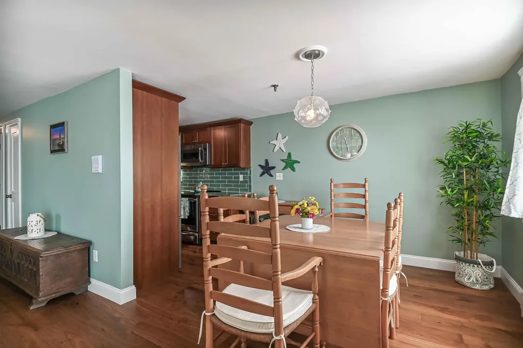 407 Ocean Boulevard Hampton NH 03842