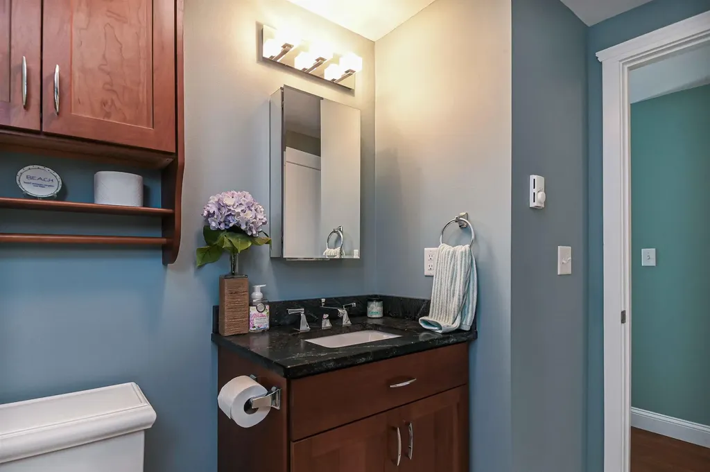 407 Ocean Boulevard Hampton NH 03842