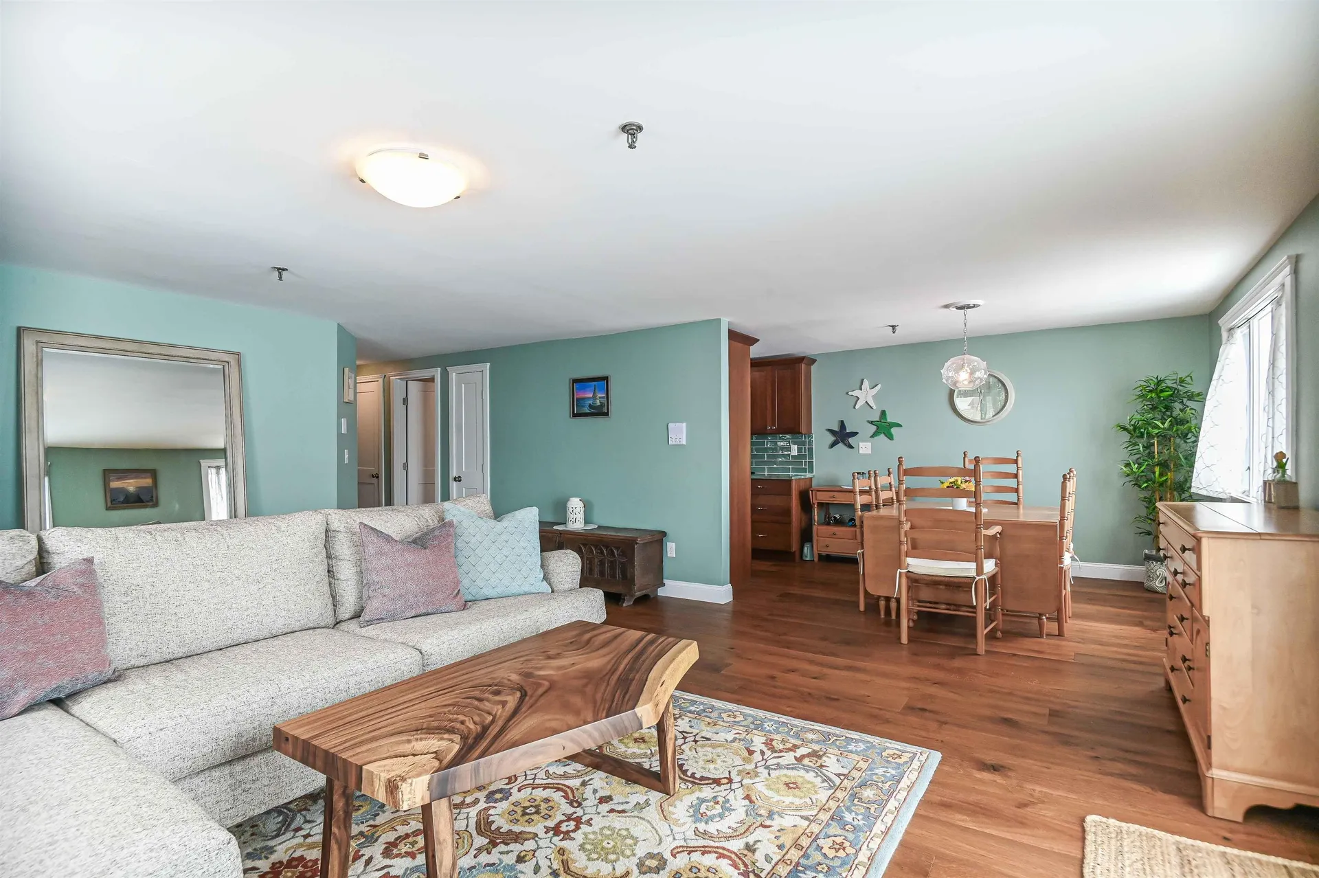 407 Ocean Boulevard Hampton NH 03842