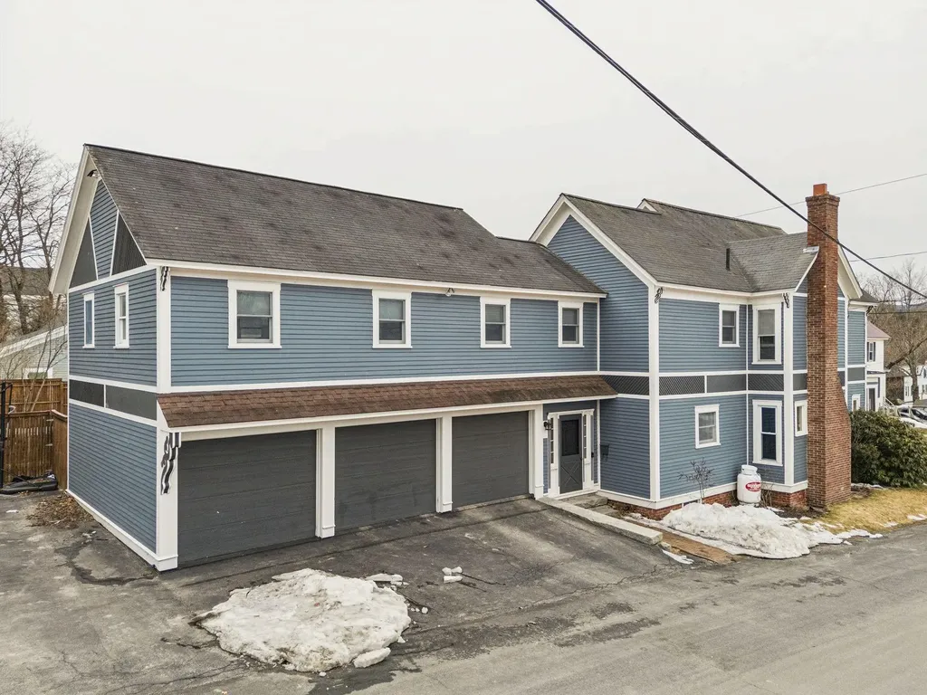 80 Laurel Street Newport NH 03773